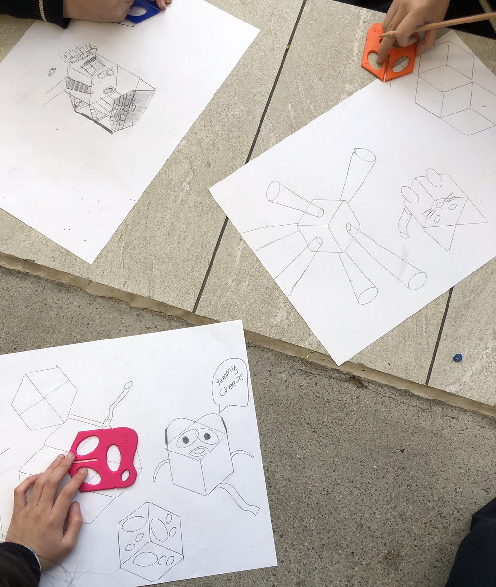 jackie_child's tweet photo. Introduced the girls to @splat3d to have fun designing and playing! Preparing for later in the term when this amazing tool will be used in their Science unit! 👏🏼#designing #splat3d #fun #teaching https://t.co/IFuiMSwYCm