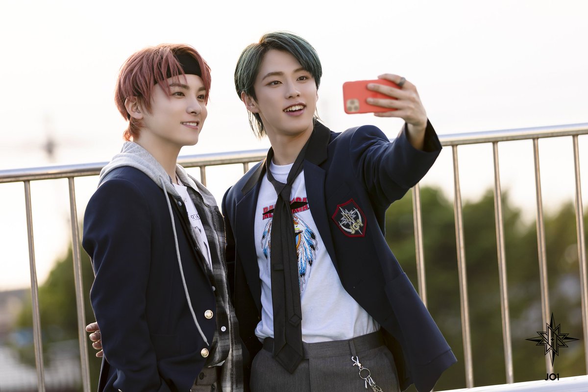 thejoeleven's tweet photo. JO1 2ND SINGLE 『STARGAZER』
🎼 2020.08.26 Release

Jacket Shooting off shoot photos📸✨

#JO11 #ジェイオーワン 
#STARGAZER #スターゲイザー #OH_EH_OH https://t.co/xaa2iZ9frF