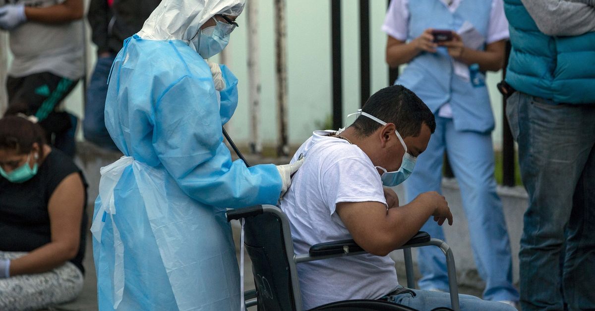 renat_DDHH's tweet photo. El peligro del personal sanitario de Guatemala: la COVID-19 y su gobierno https://t.co/P5dwxm6yx0 https://t.co/HRe4pRclgR