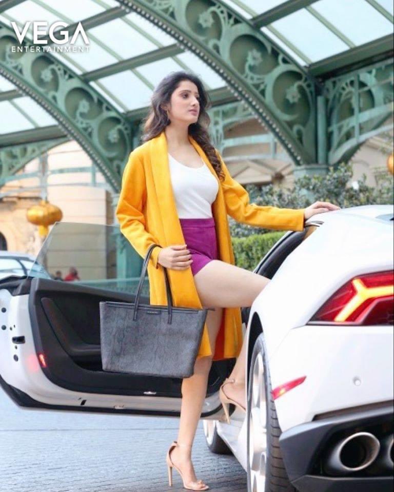 Ec41SzNUwAEmslT?format=jpg&name=medium