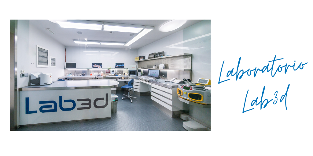 CLINICASICILIA's tweet photo. ¿Sabías que en nuestra clínica tenemos un #laboratorio 👨🏻‍🔬?

#Lab3D es un espacio a escala humana dotado de la más moderna tecnología.  Aquí se llevan a cabo todos los análisis, diseño y fabricación de pr��tesis y piezas dentales y otras labores específicas. https://t.co/YqWVsItB7p