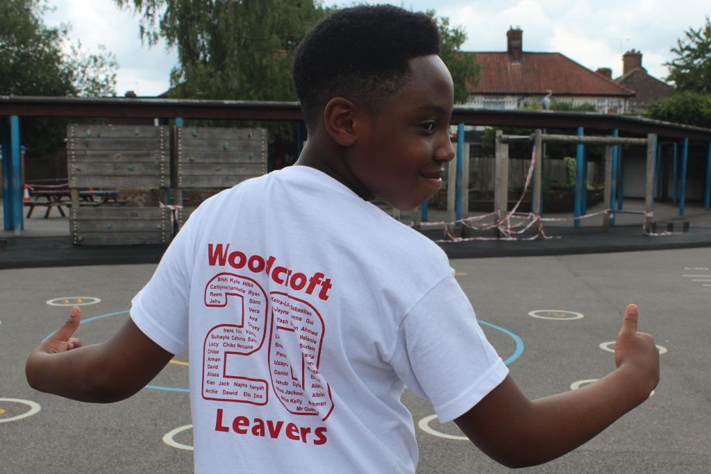 WPS_Success's tweet photo. Year 6 doing some socially distant modelling of their leavers hoodies and t-shirts - just arrived! https://t.co/WOFQGXZ0NQ