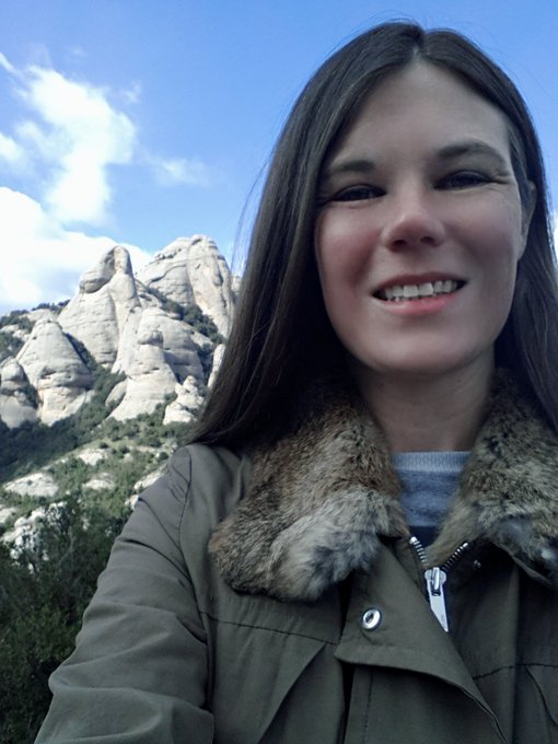 Me on top of Mont Serrant! I didn't free solo the vertical rock like Ueli Stack did, I hiked it. But<a href="/tag/makeupfreeselfie"class="tags"><span>#makeupfreeselfie</span></a>