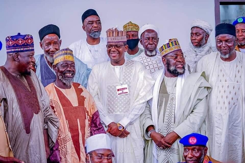 Ina tsoron ranar da talaka zai gano bashi da mafaka a karkashin malaman addini, ba su kadai zai rusa ba; har addinin zai hada. Idan malamai suka ci gaba da karbar kudi a gurin wadanda talaka yake ganin suna cutarsa, watarana zai hada da malaman da addinin duka ya watsar da su.