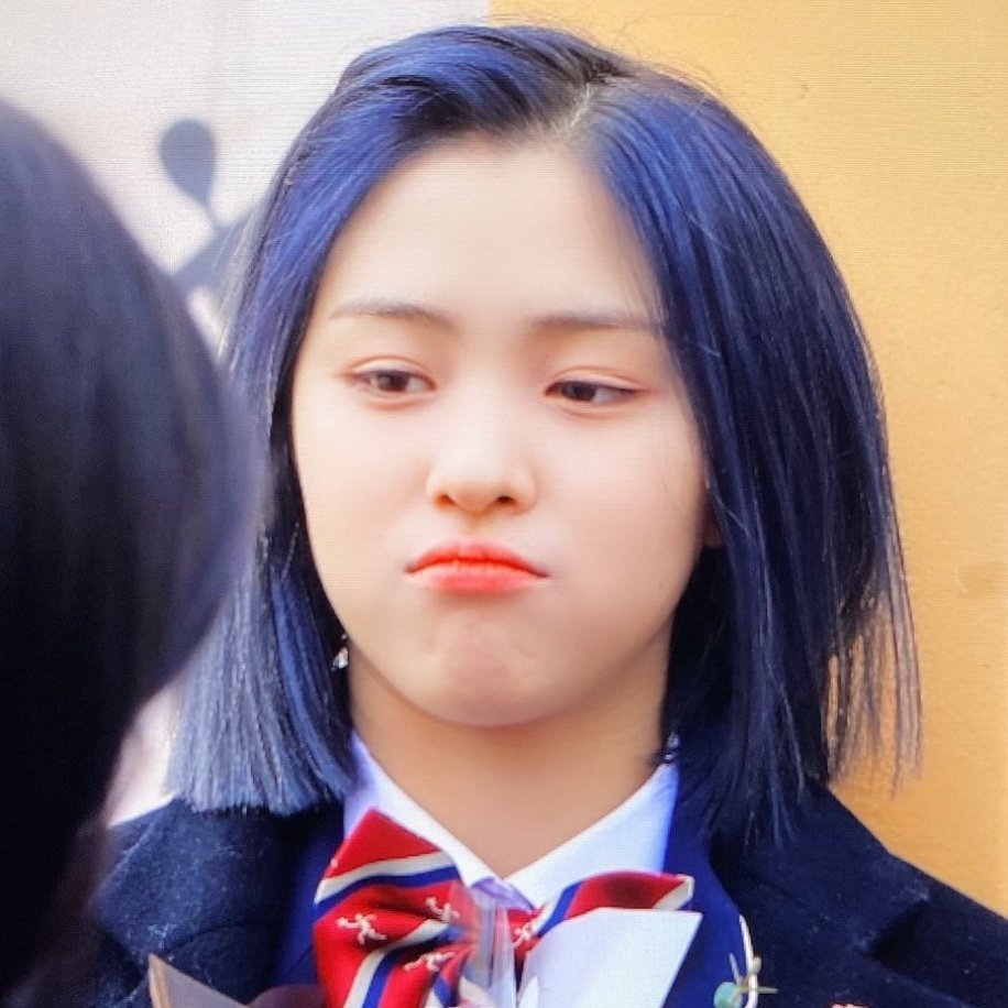 ryujin as the weibo cat –a thread ᨐᵉᵒʷ