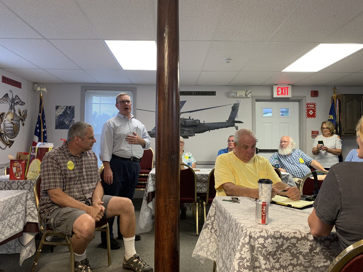 ItsSeanConnor's tweet photo. .@PelhamNHGOP had a great event last night to meet our local down ballot candidates. 

Thanks to @SteveNegronNH for speaking and to every candidate who is working hard to #LeadRight in Hillsborough county!

#NHpolitics https://t.co/gknGsDcWGW