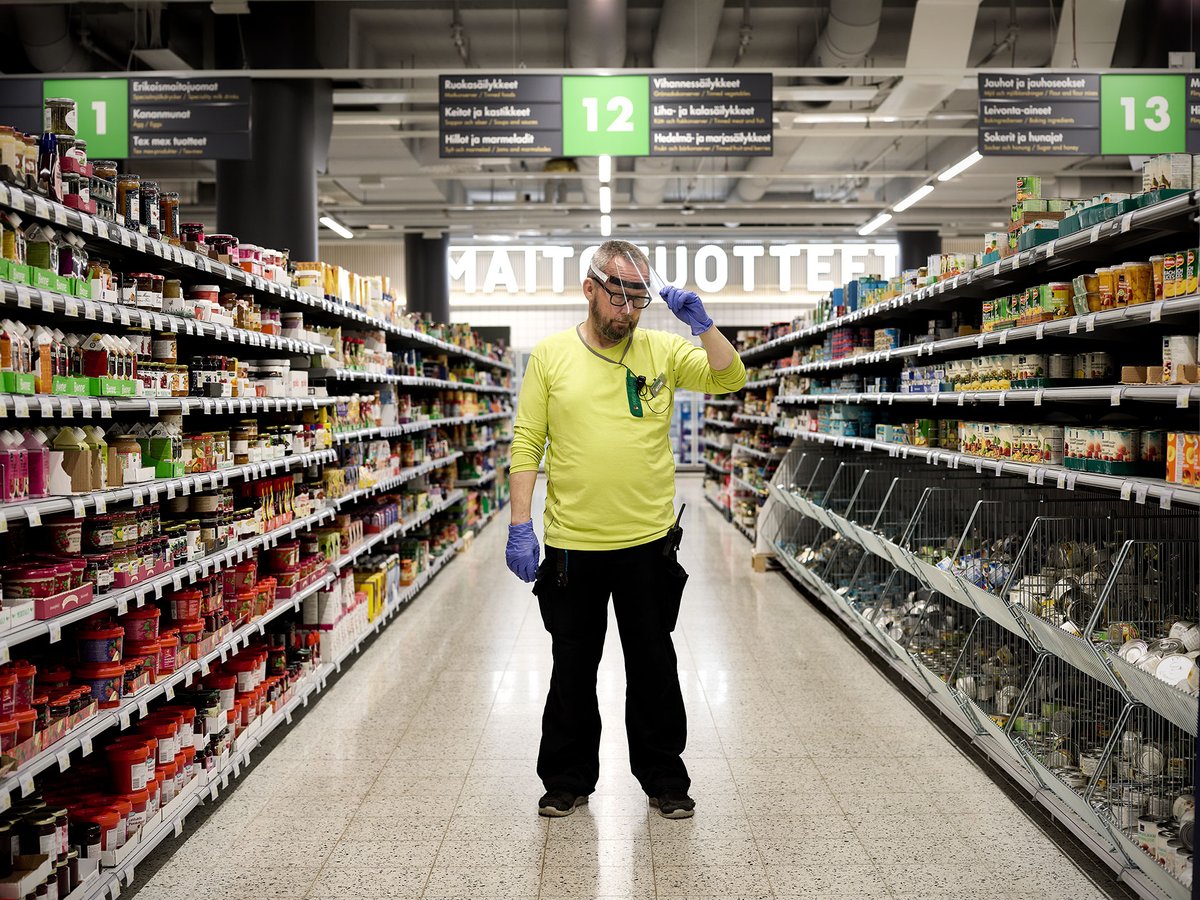 PAIY_App's tweet photo. Frontline workers tell their #pandemic stories in this riveting 10-minute #documentary film from #Finland. But these aren't doctors, nurses or first responders. https://t.co/NXTszcwNLq 
 
Send a gift card to a frontline worker in your life: https://t.co/TXALIcJTWl. https://t.co/WpHpGLh9CQ