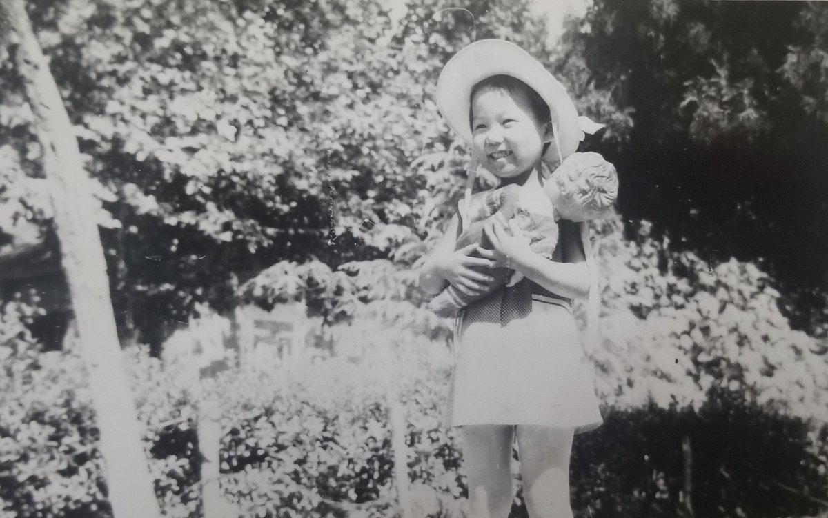Childhood is always the most joyful times in our life😁<a href="/ParticipateLrng/">Participate Learning</a> <a href="/JudyOuyang/">Judy Ouyang</a> <a href="/JeanPu14/">Zheng Pu</a> <a href="/MicheleMacumber/">𝕄𝕚𝕔𝕙𝕖𝕝𝕝𝕖 𝕄𝕒𝕔𝕦𝕞𝕓𝕖𝕣</a> <a href="/ColleenOstrau/">Colleen Ostrau</a> The challenge calls up sweet memories of my childhood.#ambassadorsummercamp #unitingourworld