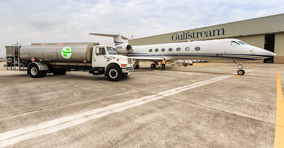 Business #aviation continues to play a leading role in the adoption of sustainable aviation fuel (SAF), as part of efforts to reduce aviation’s worldwide #carbonfootprint. 

nbaa.org/aircraft-opera…
