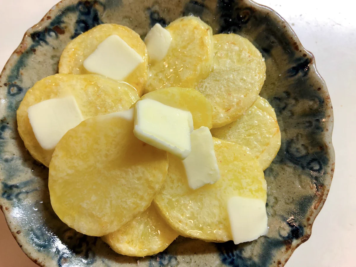 ほくほくでカリカリが良い。お家じゃがバターはこう作る！