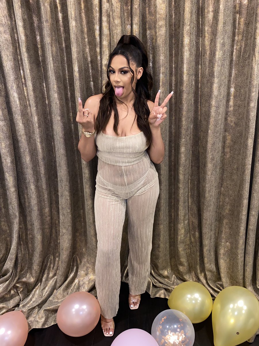 negra__1's tweet photo. 21SAVAGEEE 🥳❤️ https://t.co/pmrNV9ObmA