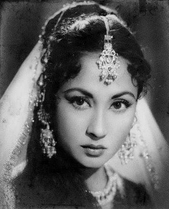 12) Meena Kumari