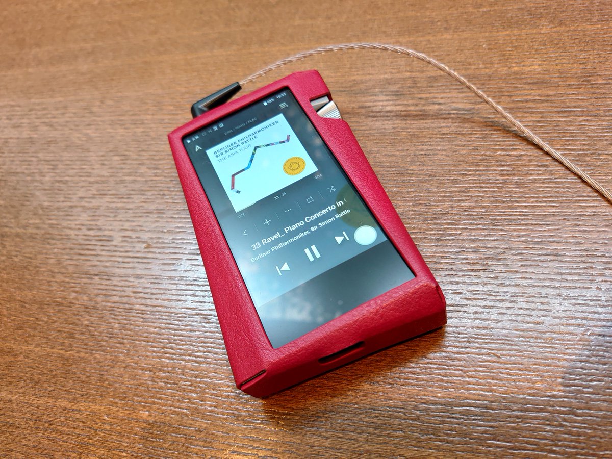 trent900's tweet photo. 至福の時間

#SirSimonRattle #BerlinerPhilharmoniker #Ravel #PianoConcerto

#AstellKern #SR25 #UltimateEarsPro #UE6Pro https://t.co/PbI9vhLhW1