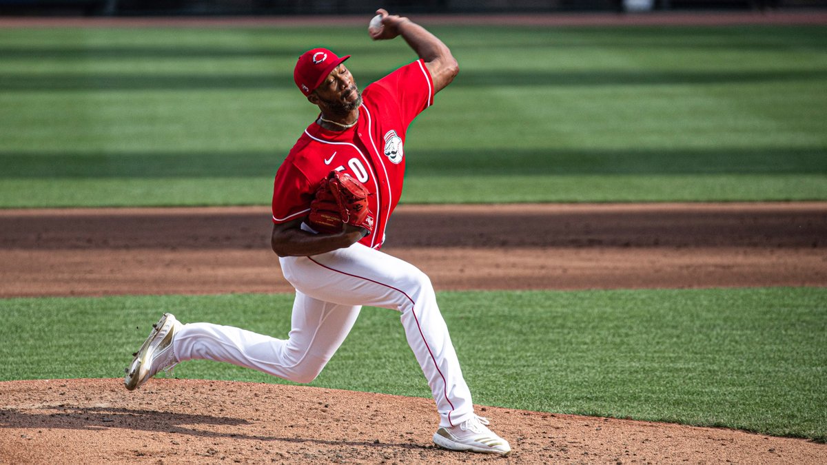Reds's tweet photo. The 𝓰𝓻𝓮𝓪𝓽𝓮𝓼𝓽 𝓼𝓹𝓸𝓻𝓽 𝓲𝓷 𝓽𝓱𝓮 𝔀𝓸𝓻𝓵𝓭 returns to Cincinnati, Ohio in just 10 short days!

#TakeTheCentral https://t.co/qJ5XUQiMwq