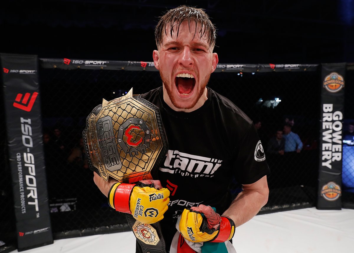 🏝 There's an army of Cage Warriors alumni heading to #UFCFightIsland!

🎙 Cage Warriors commentator <a href="/MMABrad48/">𝙱𝚛𝚊𝚍 𝚆𝚑𝚊𝚛𝚝𝚘𝚗</a> tells us what to expect from the 5 names stepping up this Wednesday the 15th

➡️ READ: bit.ly/2WhQdcE
