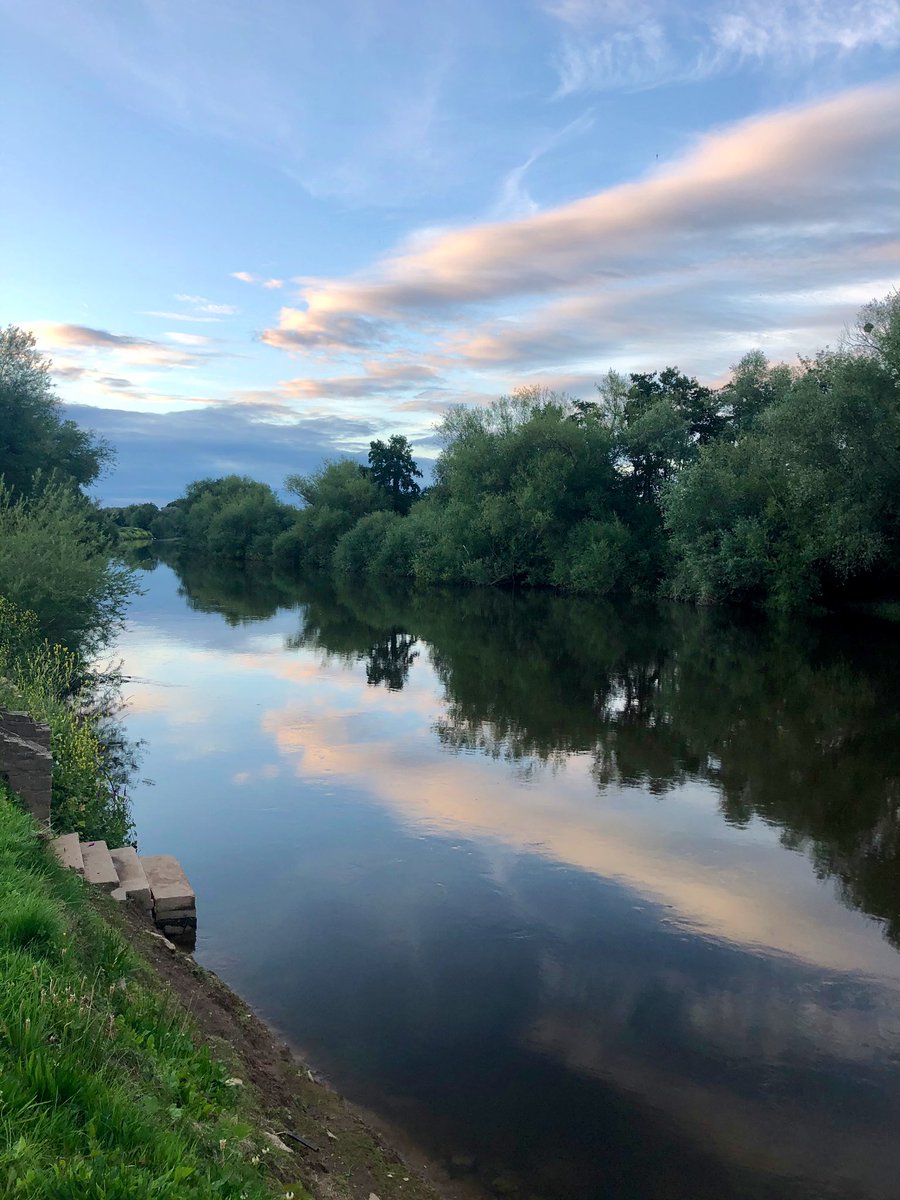 thewayofnight's tweet photo. This part of Herefordshire is beautiful. Something in me remembers, connects deeply. Like seeing a dear old friend again. 
#landmagic #enchanting https://t.co/I30BZo5Xxo