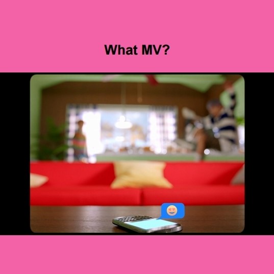 playKQ's tweet photo. #whatmv
How much do you know about idols?
More image quiz available in #KQ app

#kpop #idol #star #quiz https://t.co/1U138Sttto