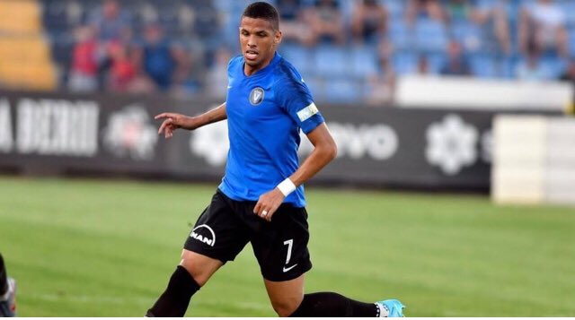 jv_sports's tweet photo. 📰 | Información del @diarioas en la que se destaca la buena temporada de nuestro jugador @9rivaldinho, que milita en el @ViitorulFC 🇷🇴. #JVSports #PonUnJVenTuVida #WeAreWinners #ViitorulFC #Liga1România 

🔗 https://t.co/9jjRg8xFJF https://t.co/KpkjdPImIb