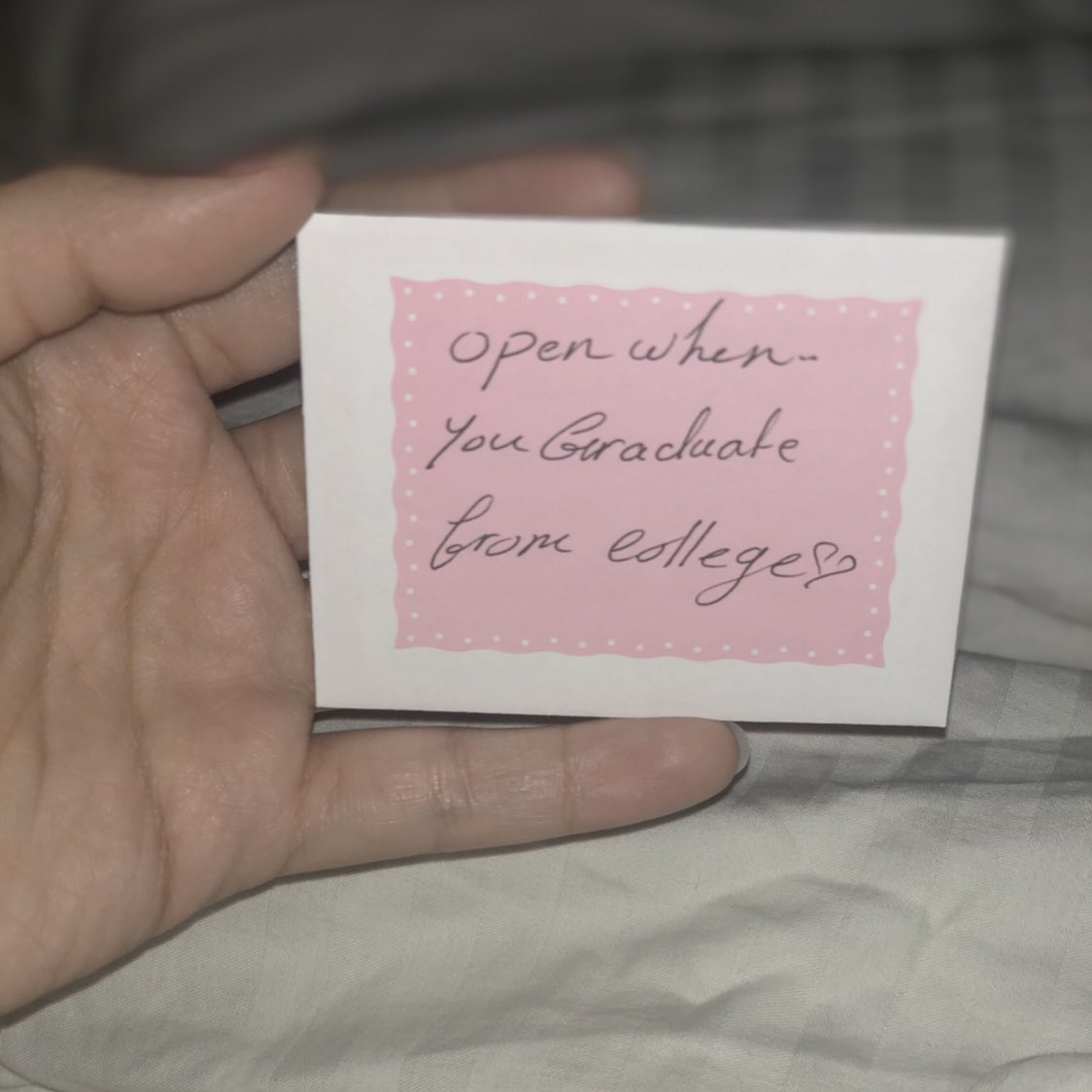 الحمدلله الذي تتم بنعمته الصالحات 💙
رسميًا خريجة كلية الطب، جامعة الملك سعود 👩‍⚕️🎓