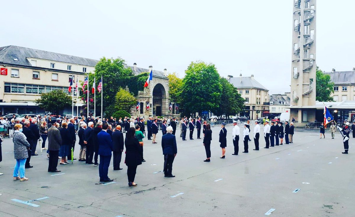 Ce matin, cérémonie du 14 juillet à Saint-Lô, organisée par la Préfecture de la Manche.

#14juillet #saintlo #emmanuellelejeune #prefecture #lamanche #ceremonies