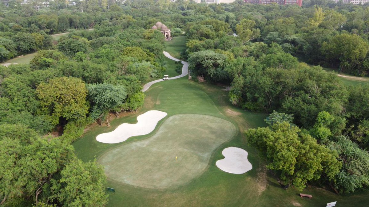 JasonChennault's tweet photo. A friend showing me what his Maverick Mini was able to show us. We have a lot work yet to do, but wow my team have really made some progress for us. #IncredibleIndia #miniverde #GaryPlayerDesign #betterbillybunkers Some Monday maintenance and Sencor sting but not so bad https://t.co/wV4PJ7bRiB