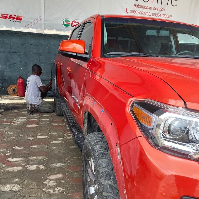Redlineautos1's tweet image. Fender flare replacement on Toyota Tacoma SR5.
Whether your vehicle sticks to smooth, paved surfaces or heads off the beaten path, harmful road debris is just a turn of the tire away.
Bring your car to our workshop for Fender Flare replacement today.
#pogba #autoworkshopinlekki