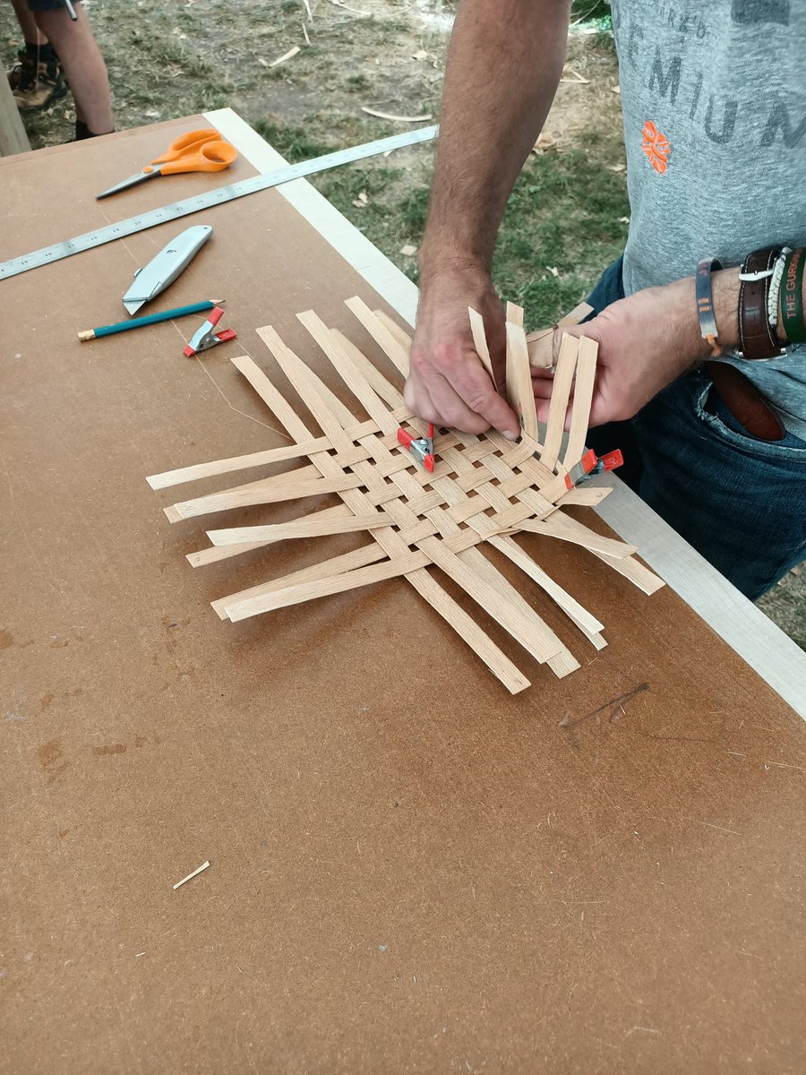 TheEbonist's tweet photo. Day 2 of our Ash Splint weaving course with @stevetomlincrafts. Yesterday's workout #poundingash produced a lot of #ashsplint for the #ashsplintbaskets. 💪
#blackashbasket #amfinefurniture #woodland #woodlandcraft #handmadecraft #woodworkforall #furnituremakingcourse #learnacraft https://t.co/20SeIp1hgB