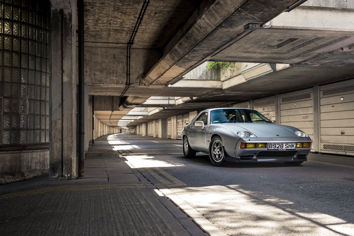 DanFurr's tweet photo. Grab a copy of the new @GTPorsche and read all about this immaculate #Porsche928 S2 'land shark' and the history of #Porsche's legendary M28 #V8 engine. Order online at https://t.co/GMKlLzxGjX 🦈 

Get three issues of the mag delivered for just £9.99: https://t.co/bj4EydKqyI 🏁 https://t.co/llaMh7tTRc