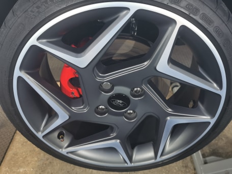 CeramicsMatrix's tweet photo. Thanks to SC Valeting Dorset for sharing the Matrix Blue effect on this great looking Fiesta ST!

#ultimateshine
#matrixceramics
#fiestast https://t.co/kZPYFnPvhX