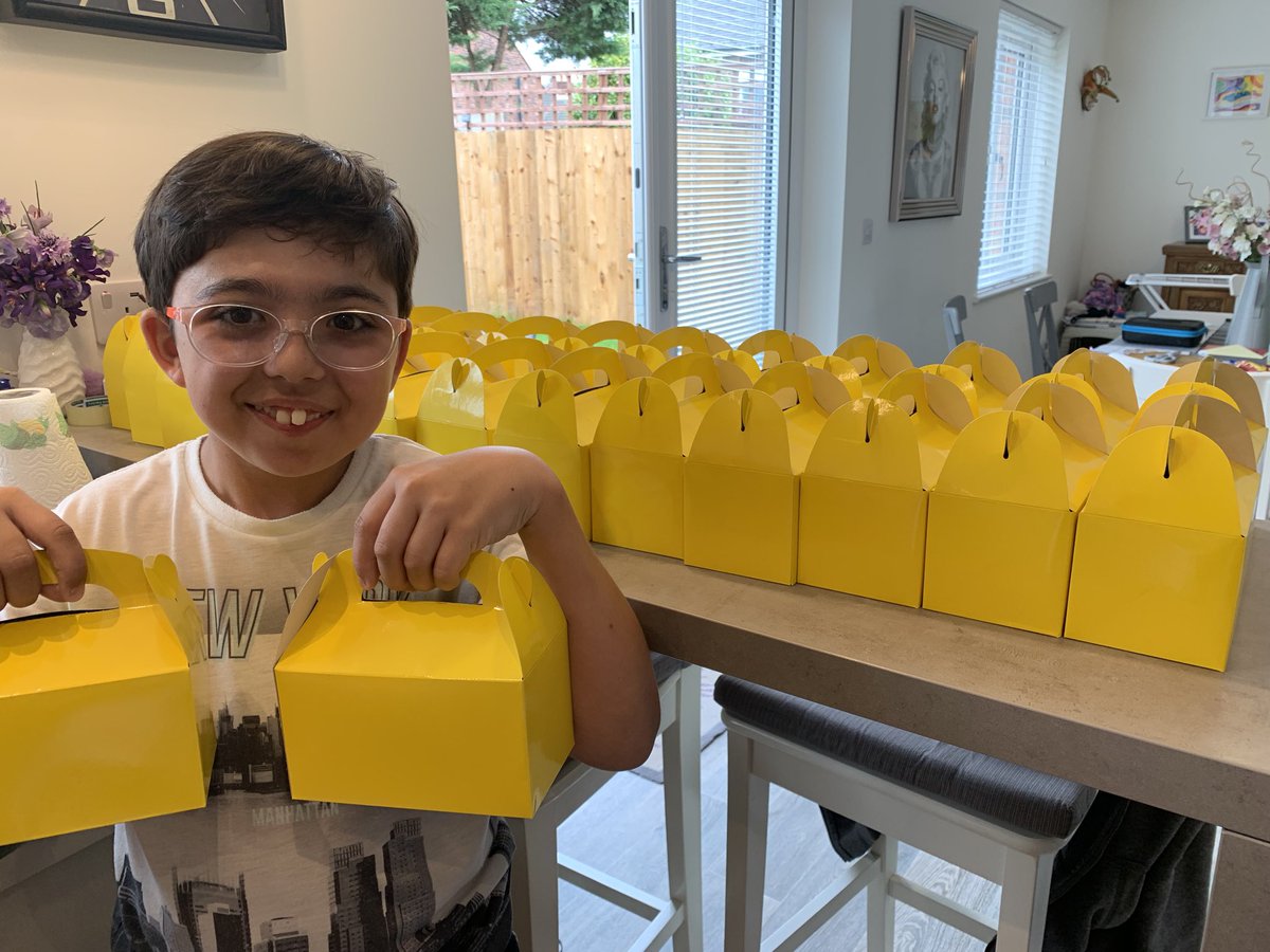 BFKCB's tweet photo. Emilio spent the day in the kitchen yesterday to say thank you to the shining stars @StVincentsL12 “Thank you for helping me grow” https://t.co/A5jcJTSoTq