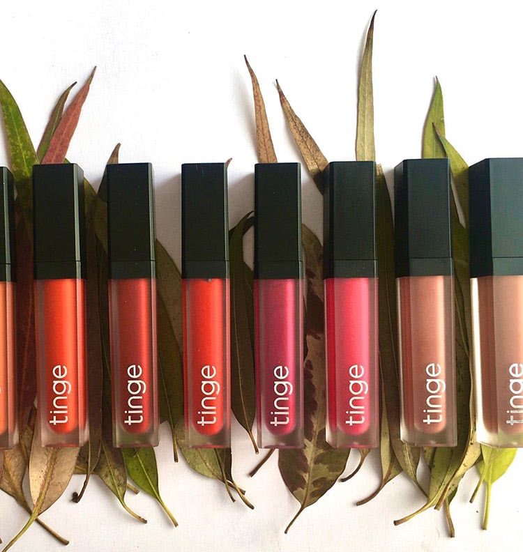 WagonVanity's tweet photo. A tinge of colourful #beauty in your everyday life!
Say hello to cruelty & toxin-free #lippies which will provide unconditional #love to your #beautiful lips for 12 hours.
More ππ#Hypoallergenic. #Vegan. Non-Comedogenic.#Dermatologically Tested.
#amazing #makeupartist https://t.co/az5RiJnD87