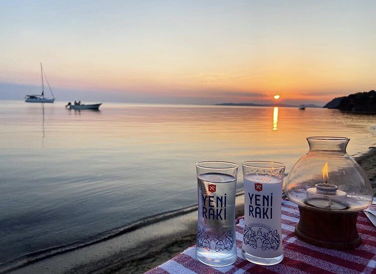 Sen, ben, Çuğra...