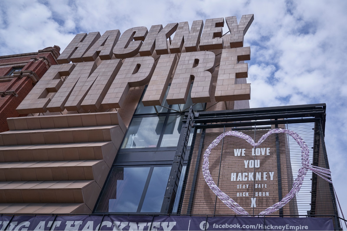 LONDON 🚧💛MISSING LIVE THEATRE 💛🚧
Taking Action for the Nation. 
Keeping Theatre Visible. ⁣
⁣
📸 Elena Molina 
 
<a href="/HackneyEmpire/">Hackney Empire</a> 
#MissingLiveTheatre ⁣
#ProtectOurFreelancers
#SceneChange