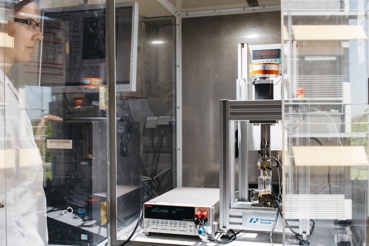 InComEss_eu's tweet photo. #MeetOurPartners π
Project partner #IPF aims to develop #thermoelectricmaterials based on #thermoplasticpolymers and #electricallyconductive fillers for application in @InComEss_eu #automotive use case and potentially #aeronautics β
#h2020 #energyharvesting #smartcomposites https://t.co/IseZX716tp