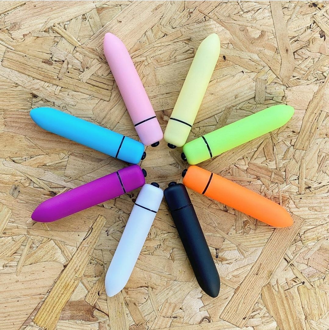 Phreakclub's tweet photo. Packing 10 delightful functions into its smooth colourful form, this small but mighty vibrator will give an extra KICK to your playtime. ๐๐
#cute #smallandcute #teenietiny #minitoys #minisextoys #collectable #loveable #unique #sextoys #adultfantasytoys #siliconetoys #fantasy https://t.co/DNRUB2Y4xE
