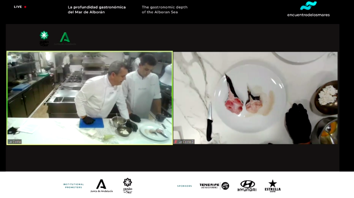 <a href="/AndaluciaJunta/">Junta de Andalucía</a> <a href="/AgriculturAnd/">Consejería AgriPesca</a> <a href="/uncomino/">Benjamín Lana</a> <a href="/encuentromares/">encuentrodelosmares</a> <a href="/JoseAlvarez_And/">Jose Alvarez</a> <a href="/rest_lacosta/">Restaurante La Costa</a> <a href="/JoseAlvarez_And/">Jose Alvarez</a> desde  <a href="/rest_lacosta/">Restaurante La Costa</a> con su estilo de cocina diferente para un mismo mar... el Mar de Alborán #gustodelsur <a href="/AndaluciaJunta/">Junta de Andalucía</a> <a href="/AgriculturAnd/">Consejería AgriPesca</a>  #edm2020 <a href="/encuentromares/">encuentrodelosmares</a> #EncuentroDeLosMares