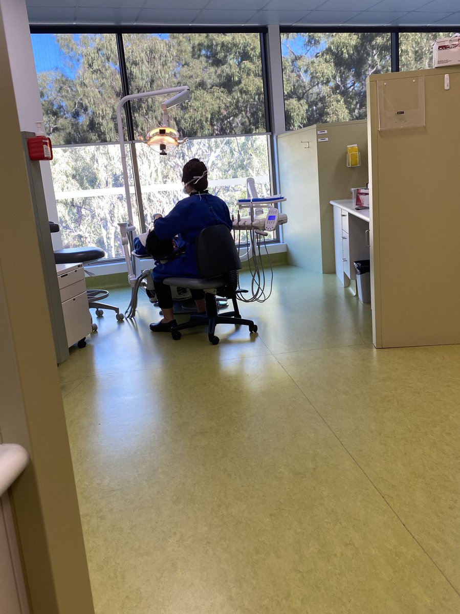 smartOHT's tweet image. We’re back!  Excited to be with the second year oral health students  #CQUOralHealth  @CQUni_HMAS