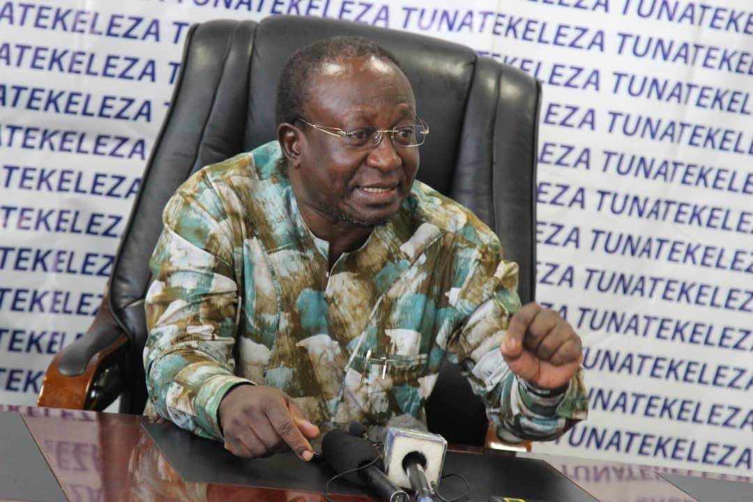 WizaraSanaa's tweet image. #COSOTA "Lengo la kuihamisha COSOTA kutoka Wizara ya Viwanda na Biashara kuja Wizara yetu ni kuhakikisha wadau wa Sanaa wanapata huduma sehemu moja kwa sababu,kwa takwimu za mpaka mwaka 2019/2020 asilimia  86%ya wadau wake ni wasanii"Dkt.Mwakyembe