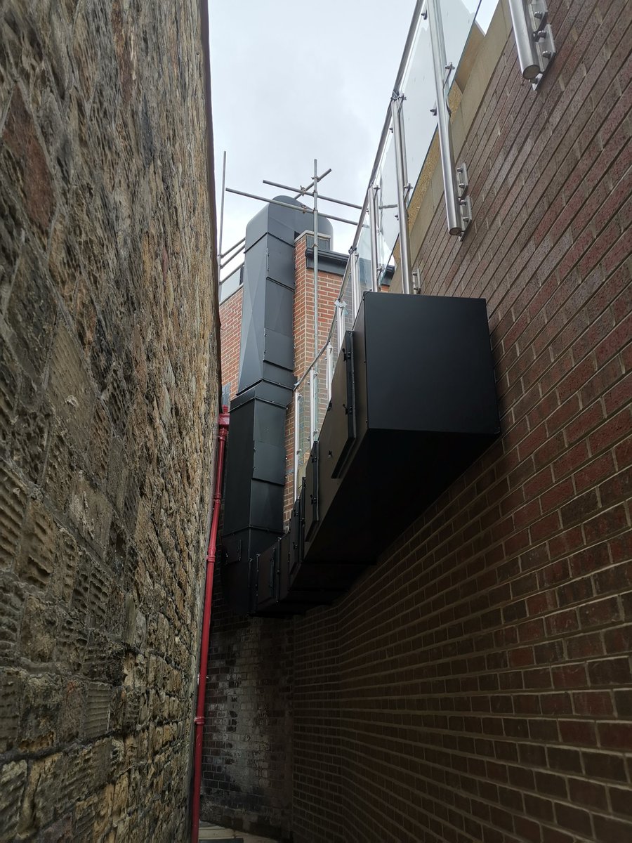 bondfabs's tweet photo. Almost done at Emoji's in Dewsbury part 2 https://t.co/8KFPGkIyMx