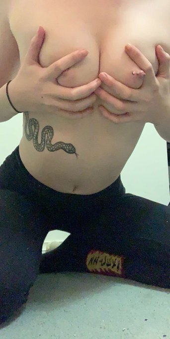 Follow me for more teaser content xx or dm me to buy. @ jessballpremium on Snapchat. #snapchat #snapwhore<a href="/tag/sexy"class="tags"><span>#sexy</span></a><a href="/tag/hot"class="tags"><span>#hot</span></a><a href="/tag/snapchat"class="tags"><span>#snapchat</span></a><a href="/tag/sex"class="tags"><span>#sex</span></a><a href="/tag/teen"class="tags"><span>#teen</span></a><a href="/tag/feet"class="tags"><span>#feet</span></a><a href="/tag/fetish"class="tags"><span>#fetish</span></a>