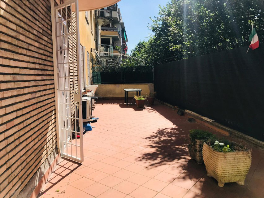 gruppomrcase's tweet photo. 📍 #Balduina / Via Tito Livio (Viale delle Medaglie D'Oro)
🏠 #Appartamento in vendita con doppia esposizione (120 mq) 👉 https://t.co/lJshubhWyw

Gruppo MrCase
Consulenti immobiliari dal 1982
Agenzia Corso Francia, 130
Tel 06 3340000
https://t.co/RE25Tz7f9a https://t.co/p4f3gFmygh