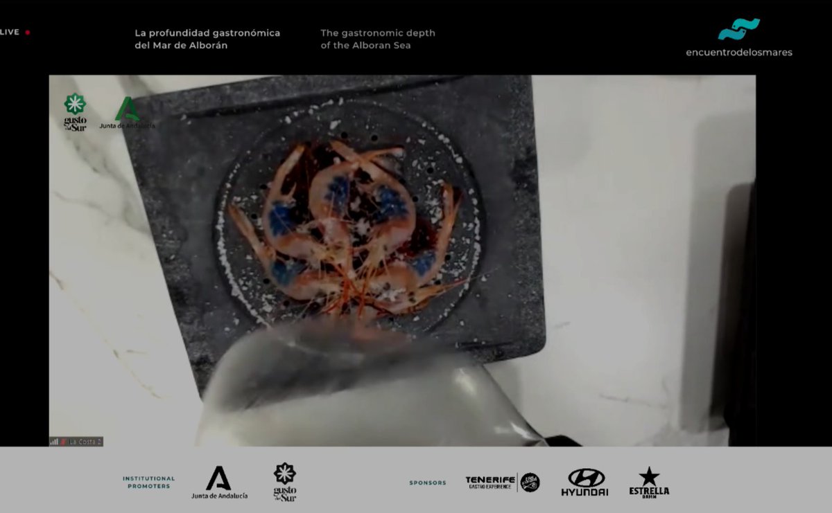 <a href="/JoseAlvarez_And/">Jose Alvarez</a> <a href="/rest_lacosta/">Restaurante La Costa</a> Lourdes Villalobos, Belén Abad and Sebastián Guerrero from the #ChinchinPuerto restaurant as representatives of "the gastronomic depth of the Alboran Sea" #EncuentroDeLosMares #gustodelsur <a href="/AndaluciaJunta/">Junta de Andalucía</a> <a href="/AgriculturAnd/">Consejería AgriPesca</a>