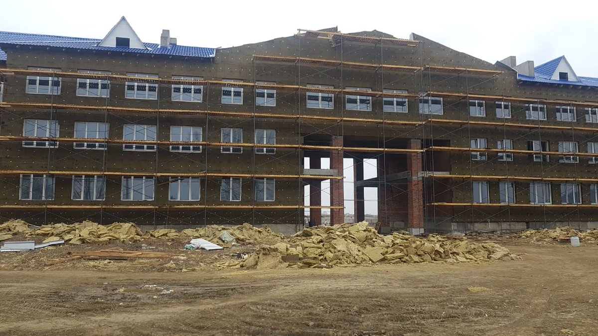 TechnoNICOL's tweet photo. #Новости_с_полей

Осуществили поставки материалов для устройства вентилируемого фасада общеобразовательной школы в п. Рощино Приморского края. Площадь фасада более 4 000 м2 . Использовались материалы: Каменная вата Базалит Вент (от ТехноНиколь) и… https://t.co/lAPS4Fk1jx https://t.co/pjwjiwpESU