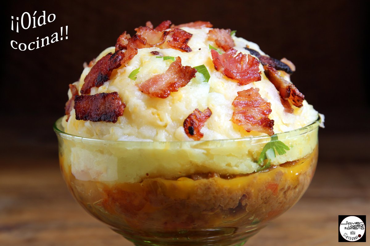 Copa salada de verano con algunos de los productos de #EmbotitsNieto El plan perfecto para sorprender a tus invitados tinyurl.com/yblmsgew

#realfood #receta #recetas #recipes #recipe #yummy #cooking #food #foodie #gourmet #delicious #foodlovers