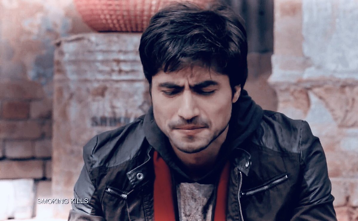I mean please-He doesn’t even have to try #HarshadChopda