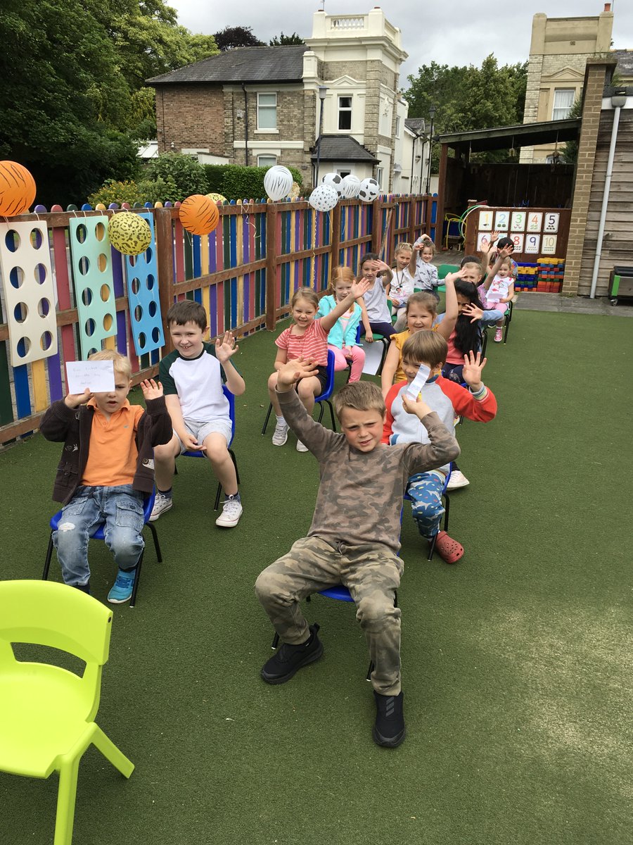 TeessideHigh's tweet photo. Holiday Camp children have loved their bus ride to Chester Zoo this morning! #THSTogether https://t.co/MUjhU857FK