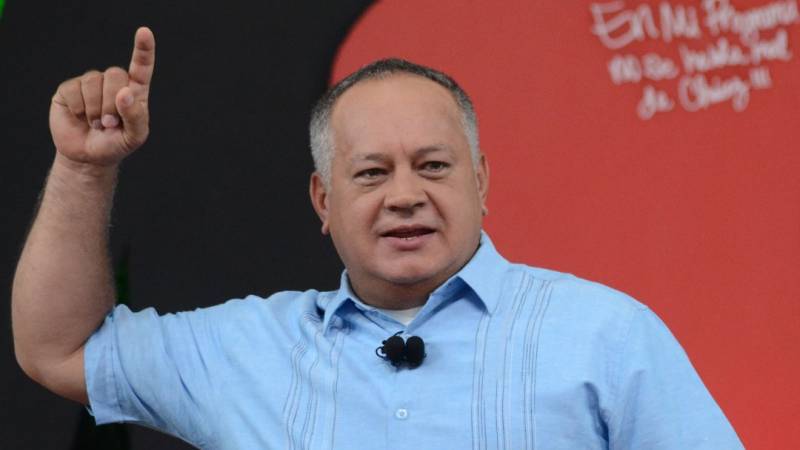 ConElMazoDando's tweet photo. ¡En pie de Lucha y Batalla! Así amaneció Diosdado Cabello (+Twitter) https://t.co/LPKA82RbMA  #OrandoPorDiosdado https://t.co/QaxK7nHeDD