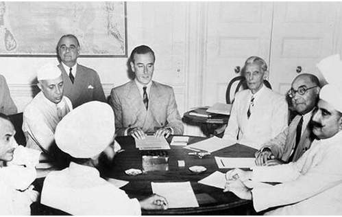 ConstitutionCAD's tweet photo. On 14th July 1947, two months since it last met, the #ConstituentAssembly of #India sat down for business knowing that India would be partitioned. How did members react to this political development? Read: https://t.co/GQ4bTUoG9u #constituentassemblydebates #partition #history https://t.co/F46lu5BiO3