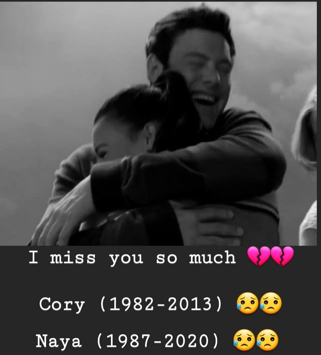 miisss_juju's tweet photo. So sad... #Glee #Naya #CoryMonteith #coryandnaya 😭😭😭😭 https://t.co/VCzeiTuarX