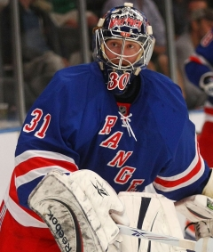 hockey_vintage's tweet photo. Today's #OneHitWonder is goaltender Matt Zaba, 1 game played for the @NYRangers in 2009/10. Born today in Yorkton, Saskatchewan, he played 4 years at Colorado College + 3 seasons in the ECHL/AHL + 5 seasons in Italy/Austria before retiring in 2015 #VintageHockey #NHL https://t.co/IMIlDQMbwY